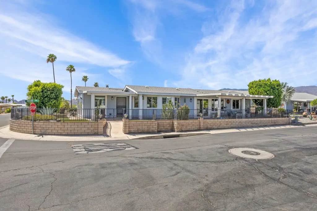 39731 Palm Greens Parkway, Palm Desert, CA — listing photo 1