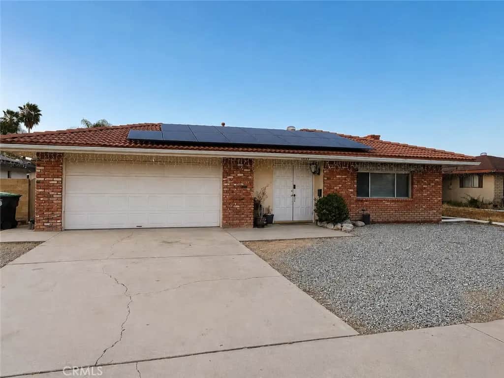 628 Monterey, Hemet, CA — listing photo 1