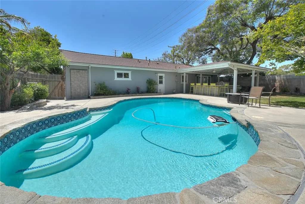 1517 E 19th, Santa Ana, CA — listing photo 1