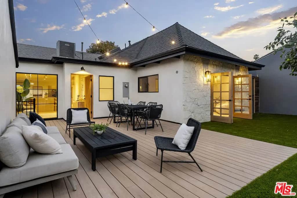 3841 S Redondo Boulevard, Los Angeles, CA — listing photo 1