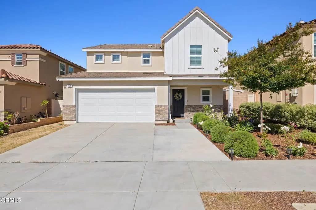 454 Celebration Lane, Santa Paula, CA — listing photo 1