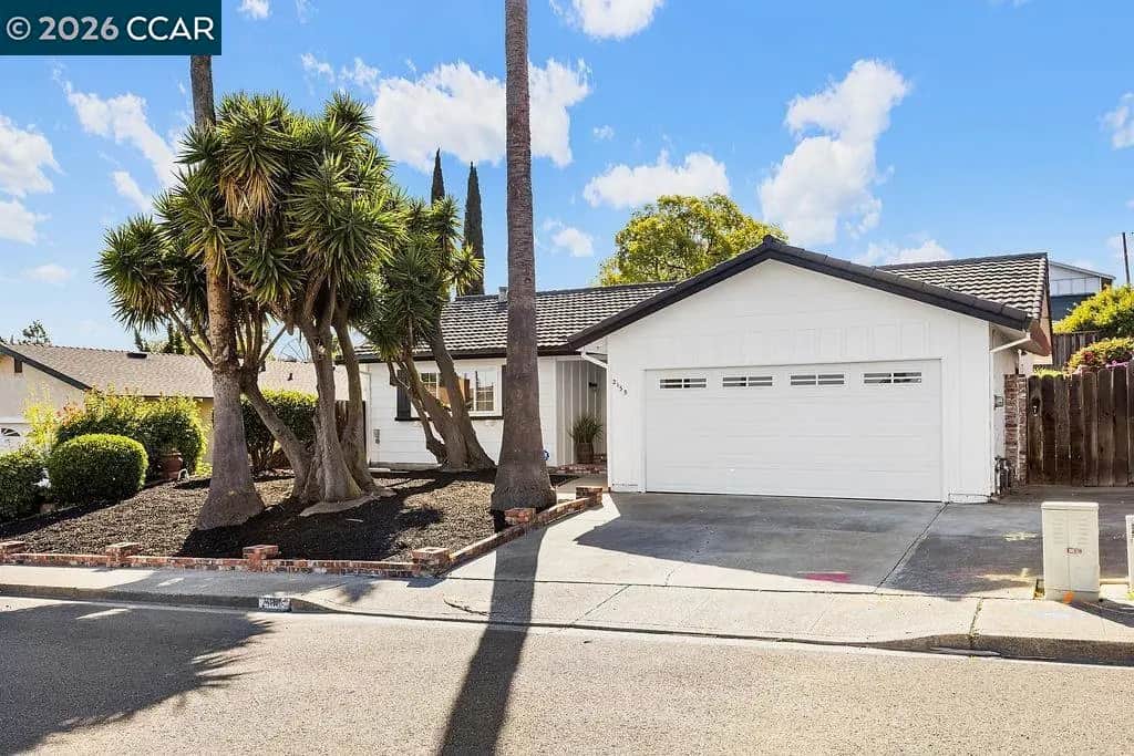 2135 Via Alta, Benicia, CA — listing photo 1