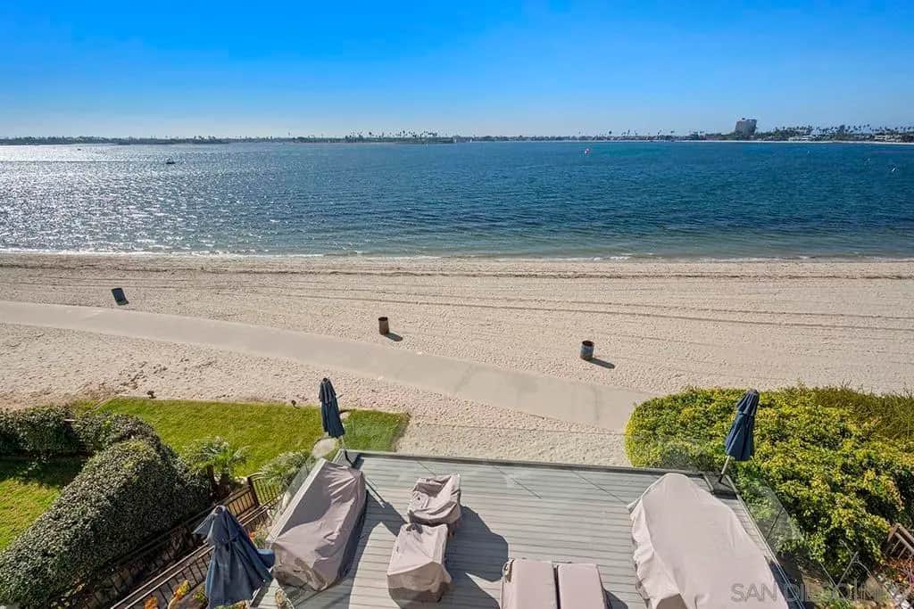 3828 Riviera Dr 2B, San Diego, CA — listing photo 1