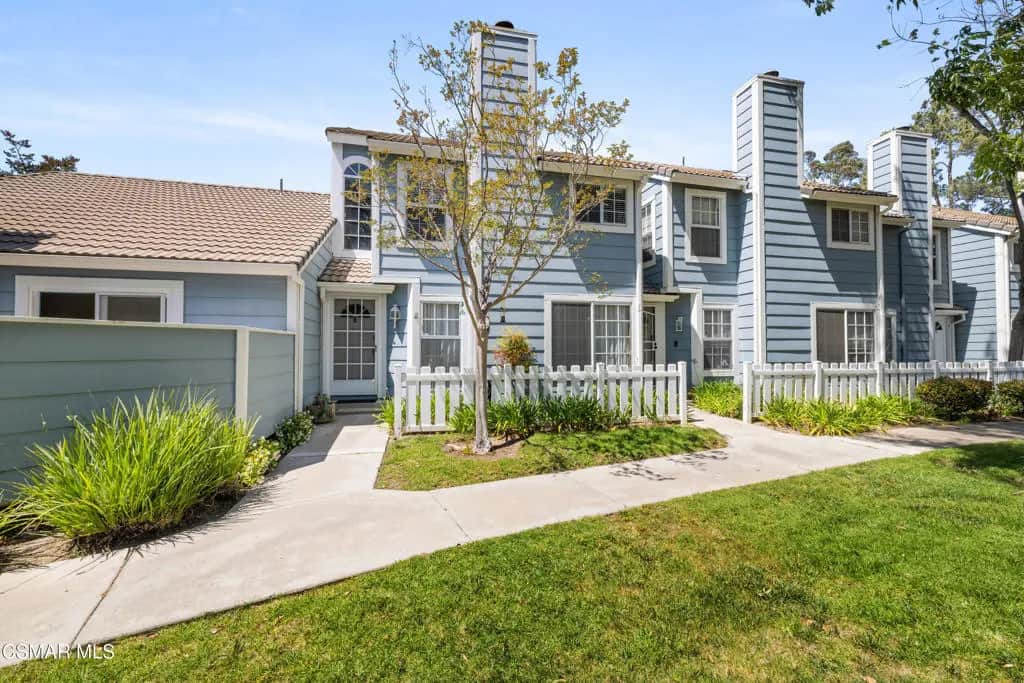 345 Jeremiah Drive E, Simi Valley, CA — listing photo 1