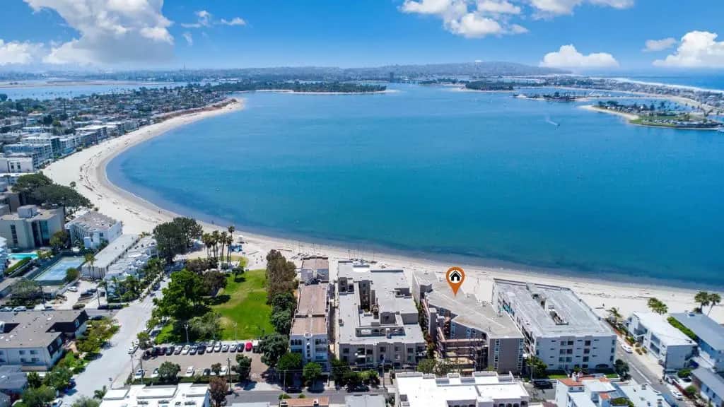 1221 Parker Pl Unit 6, San Diego, CA — listing photo 1