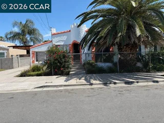 251 E 17th Street, Pittsburg, CA — listing photo 1