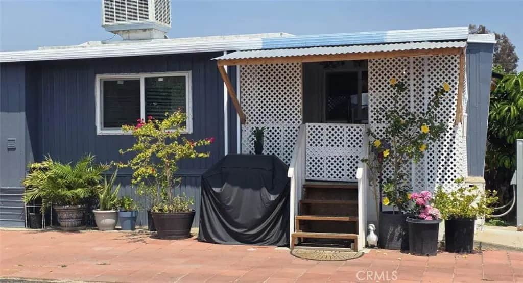 15325 Orange Avenue B-29, Paramount, CA — listing photo 1
