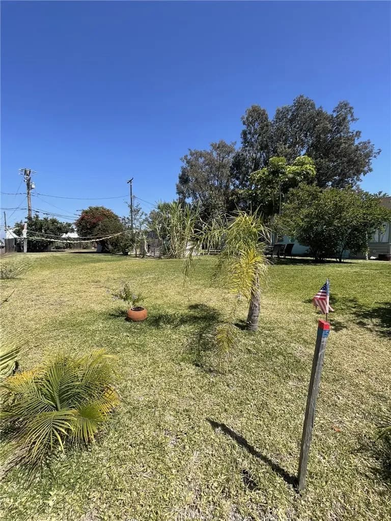 2410 Florida, Huntington Beach, CA — listing photo 1