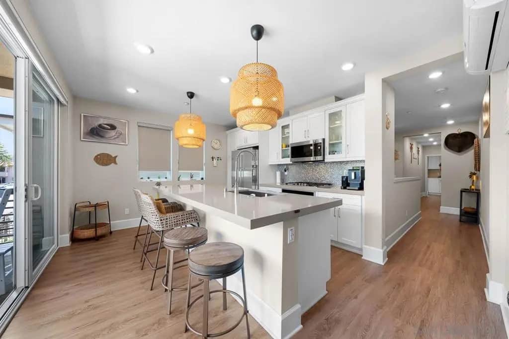 810 Santa Barbara Place, San Diego, CA — listing photo 1