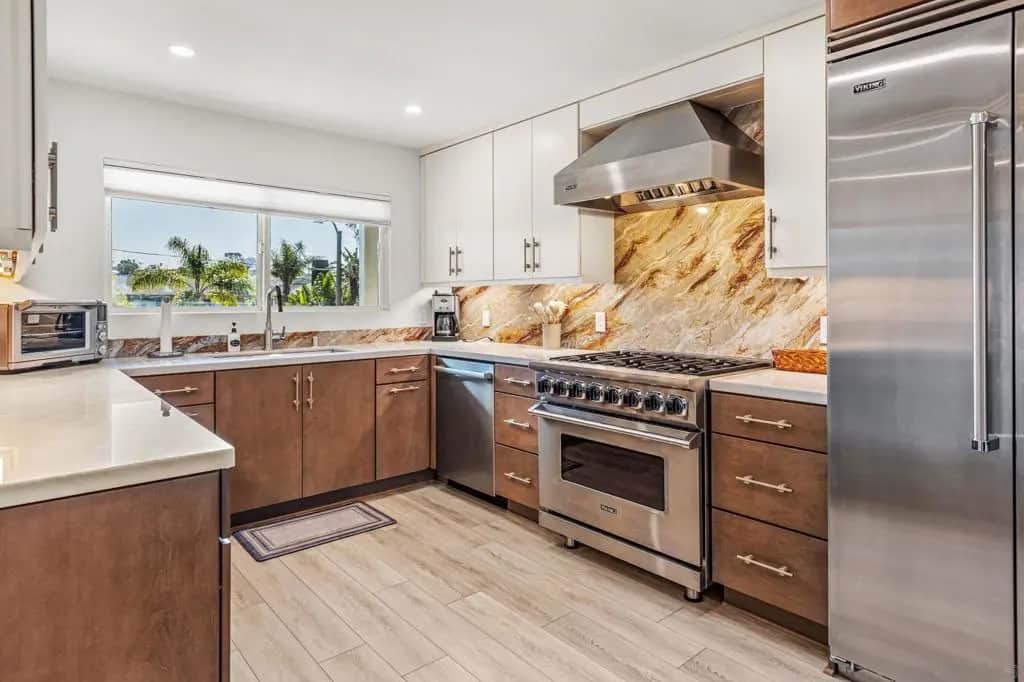 233 S Helix K, Solana Beach, CA — listing photo 1