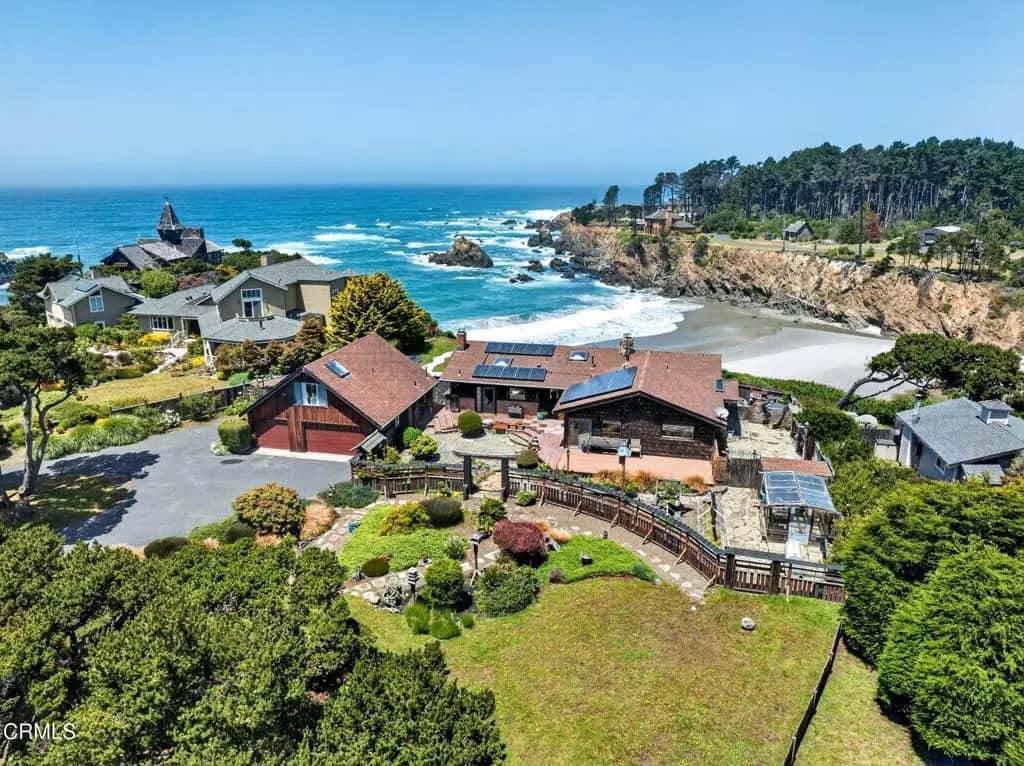 16861 Ocean Drive, Fort Bragg, CA — listing photo 1