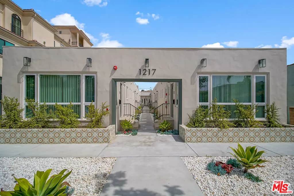 1217 9th Street, Santa Monica, CA — listing photo 1