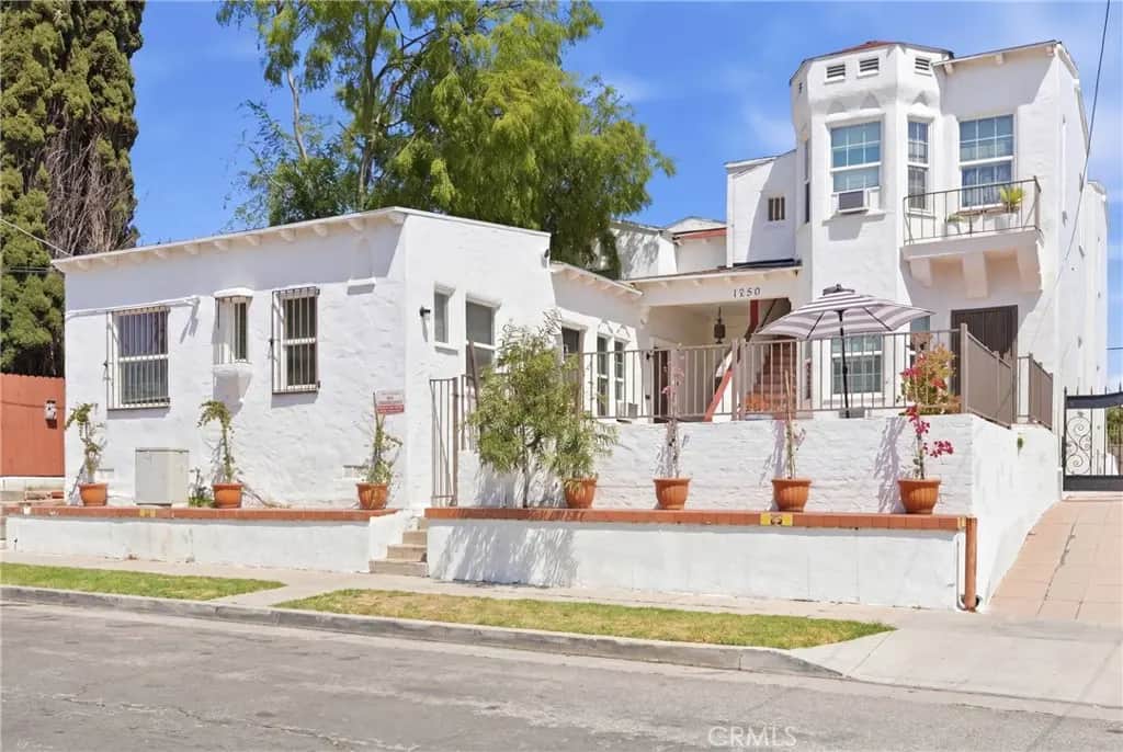 1250 N Mariposa Avenue, Los Angeles, CA — listing photo 1
