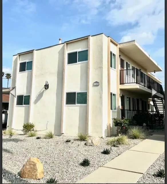 1159 Meta Street 2, Ventura, CA — listing photo 1