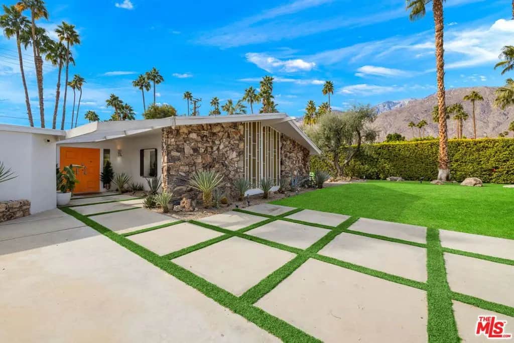 1155 E Mesquite Avenue, Palm Springs, CA — listing photo 1
