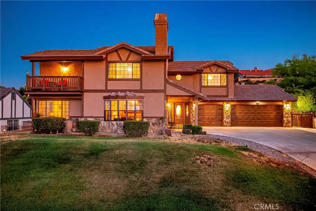 6716 Granada Drive, Palmdale, CA — listing photo 1