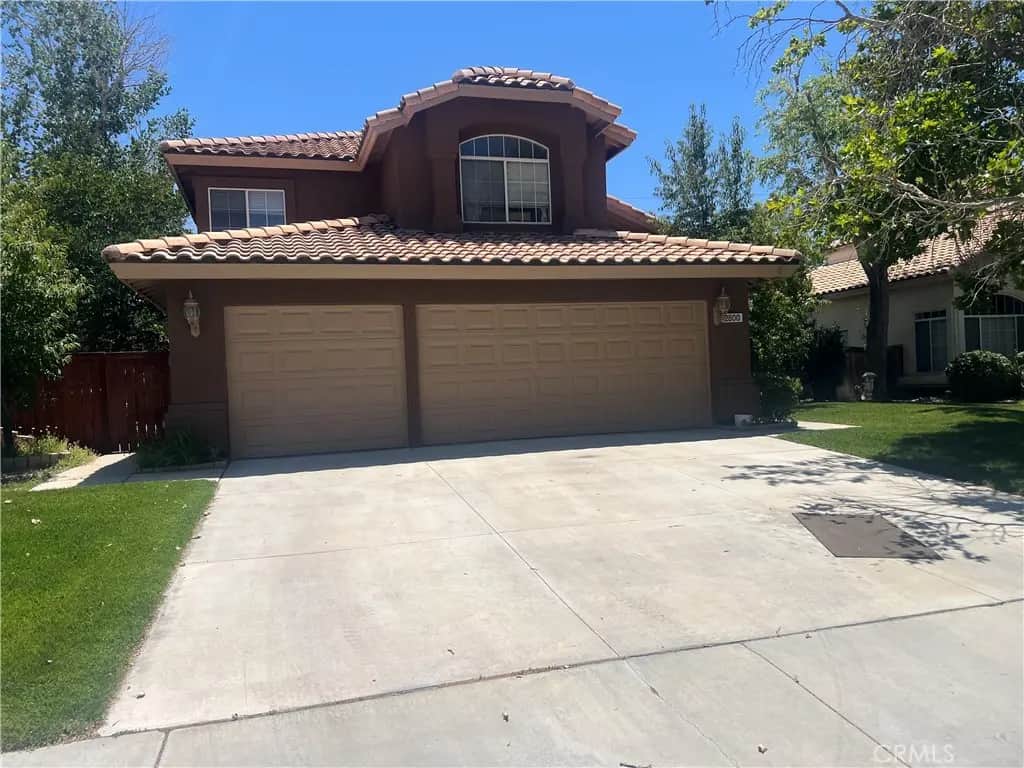 2800 W Pondera, Lancaster, CA — listing photo 1