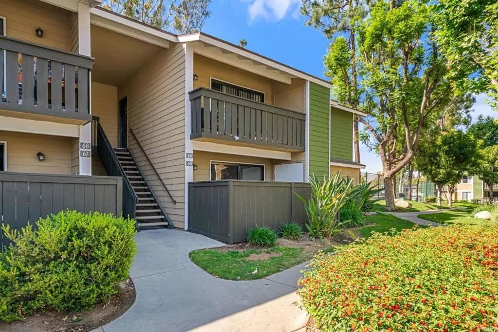 3535 Banbury Dr 65, Riverside, CA — listing photo 1