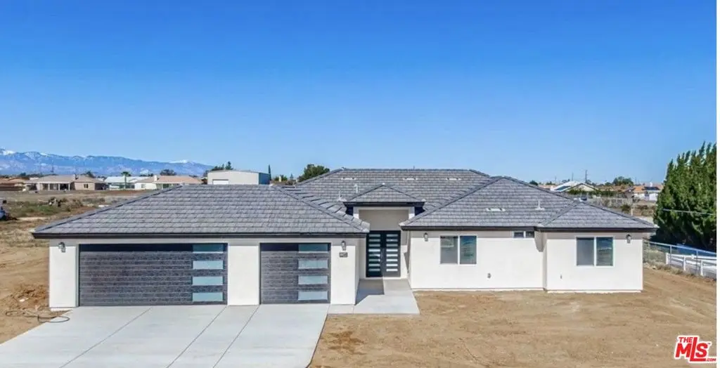11548 11th Avenue, Hesperia, CA — listing photo 1