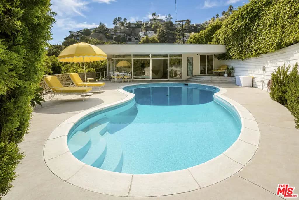 8292 Hollywood Boulevard, Los Angeles, CA — listing photo 1
