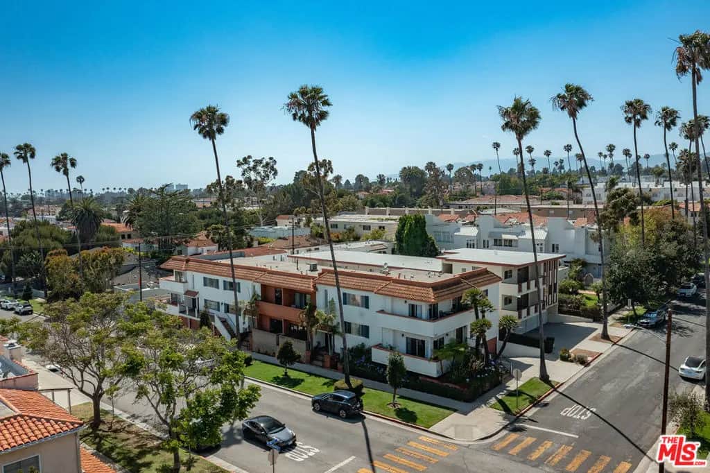 958 18th Street 4, Santa Monica, CA — listing photo 1