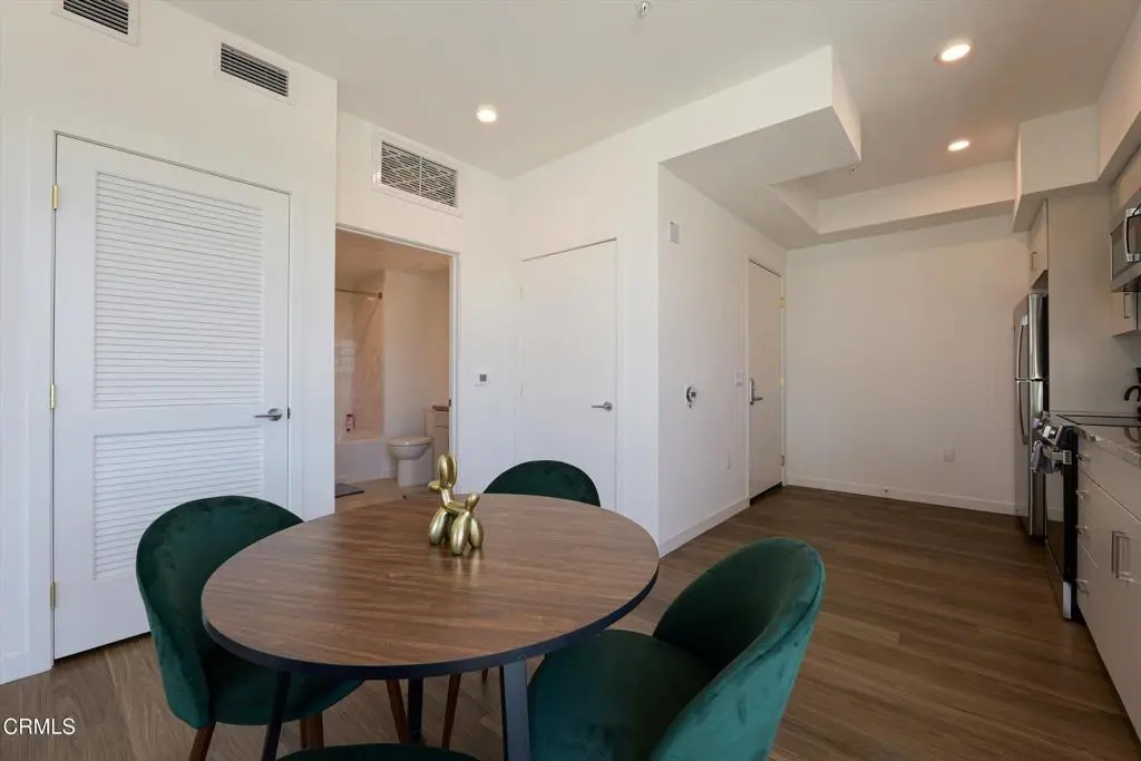 18900 Parthenia Street 207, Northridge, CA — listing photo 1