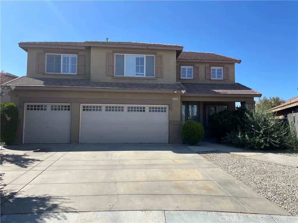 15058 Zircon, Victorville, CA — listing photo 1