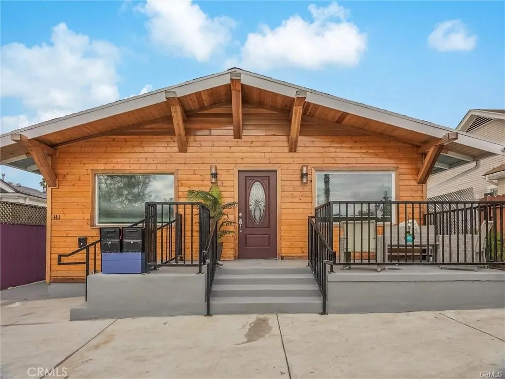143 N Hobart Boulevard, Los Angeles, CA — listing photo 1