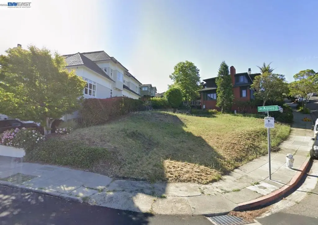 4900 Cochrane, Oakland, CA — listing photo 1