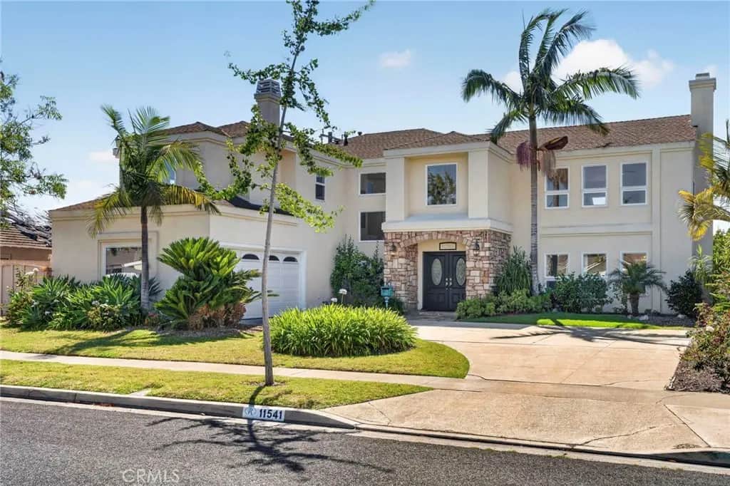 11541 Donovan Road, Rossmoor, CA — listing photo 1
