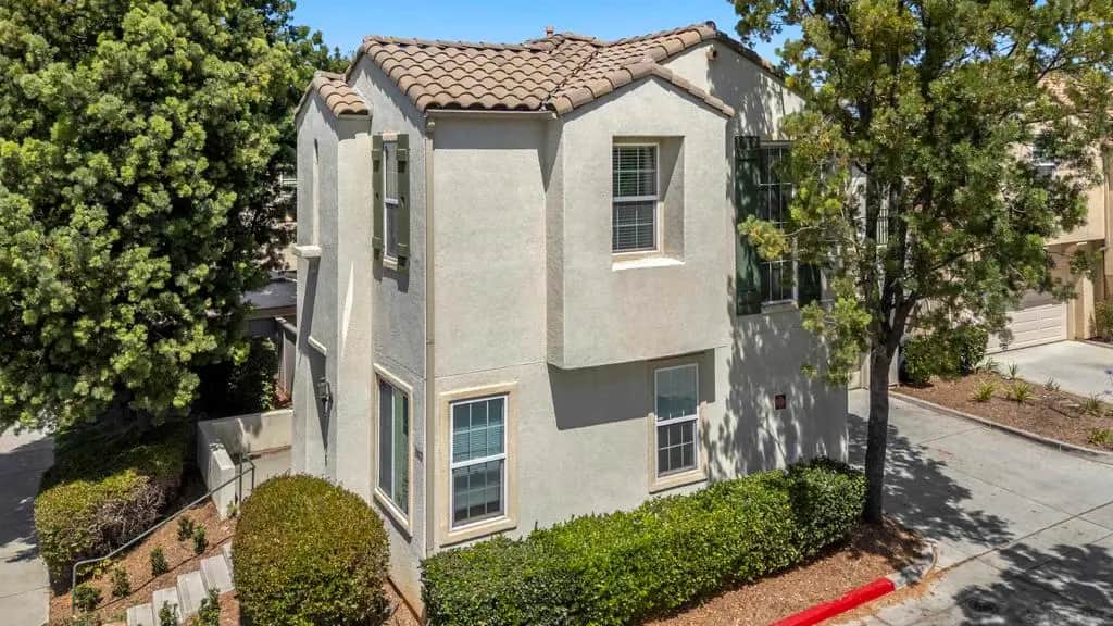 1002 Teatro Cir, El Cajon, CA — listing photo 1