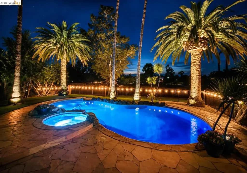 2147 Saint Andrews Ct, Discovery Bay, CA — listing photo 1
