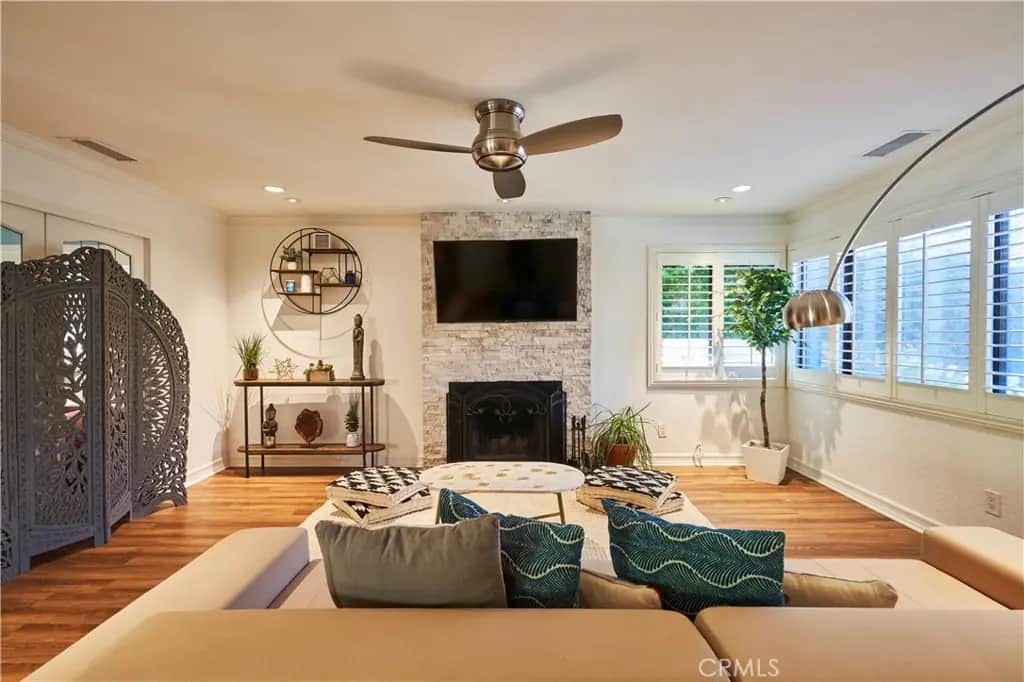 54440 Eisenhower Drive, La Quinta, CA — listing photo 1