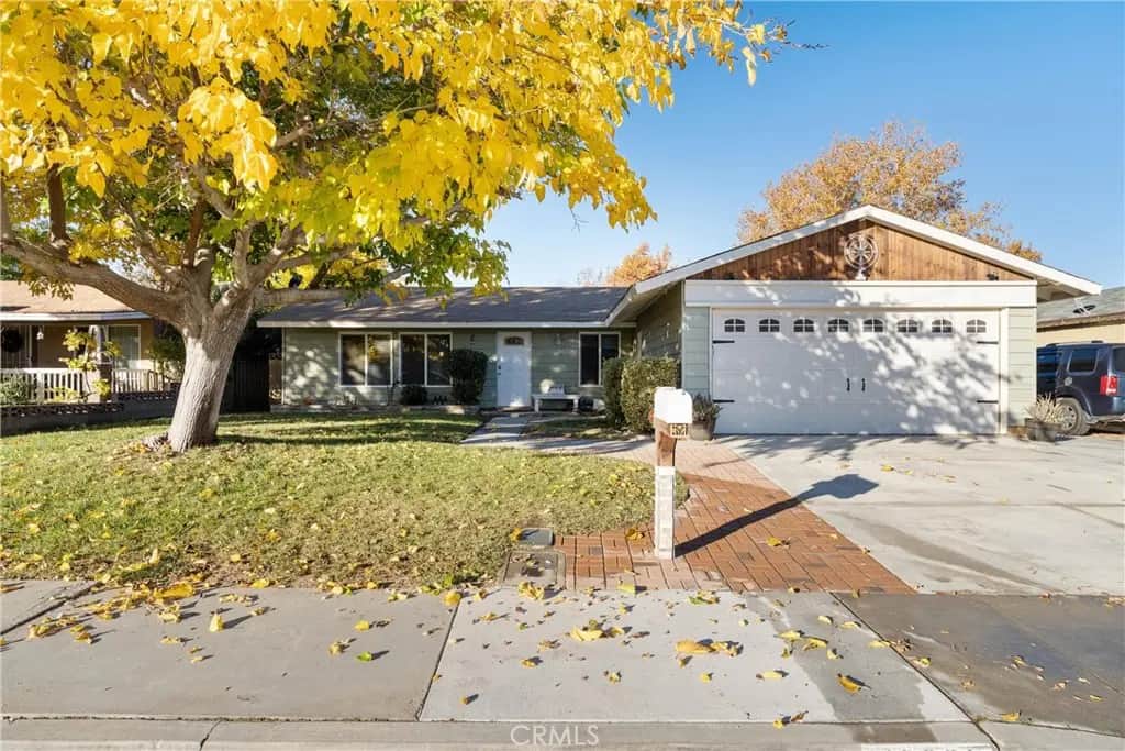 42901 Willow West Court, Lancaster, CA — listing photo 1