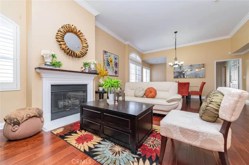 610 S Wilton Place 402, Los Angeles, CA — listing photo 1