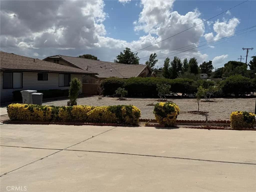 18053 Orange Street, Hesperia, CA — listing photo 1