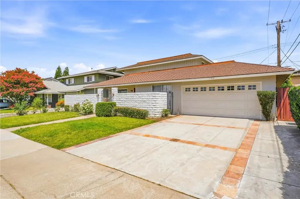 1163 N Lincoln, Orange, CA — listing photo 1