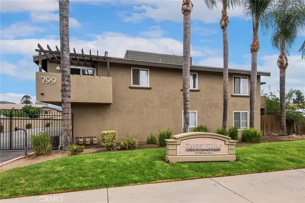 799 Gianni Drive 210, Corona, CA — listing photo 1