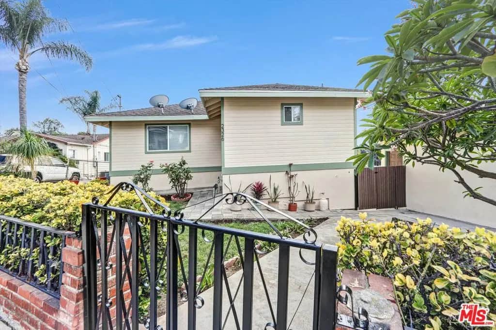 2326 Arthur Street, Los Angeles, CA — listing photo 1