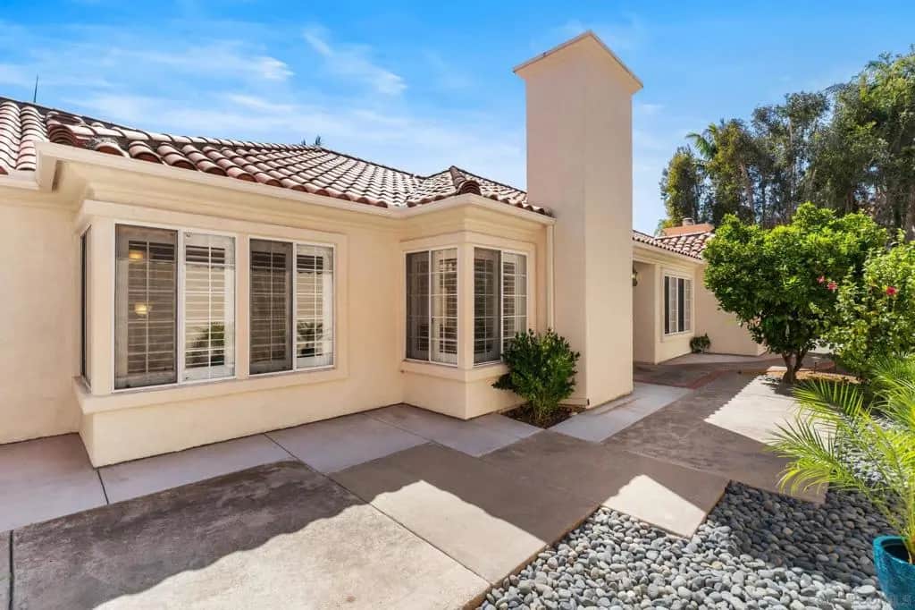 12027 Caminito Corriente, San Diego, CA — listing photo 1