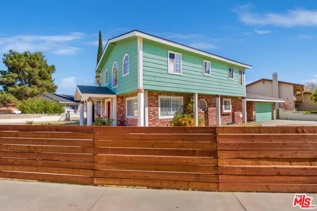 39752 Makin, Palmdale, CA — listing photo 1