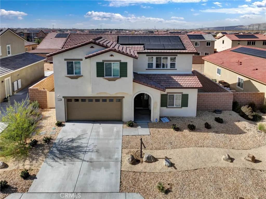 13206 Sierra Moreno Way, Victorville, CA — listing photo 1