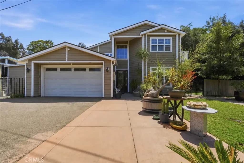 14679 Lazy Dog, El Cajon, CA — listing photo 1