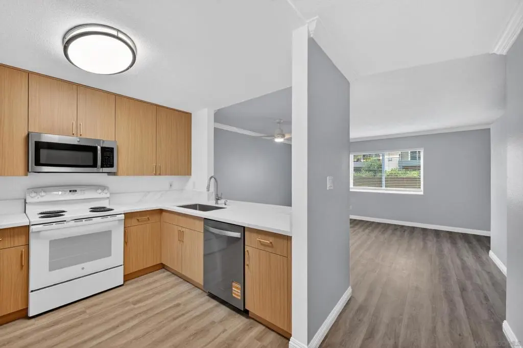 7545 Charmant Dr 1301, San Diego, CA — listing photo 1