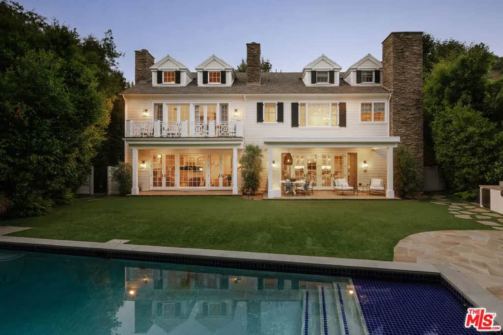 2435 Mandeville Canyon Road, Los Angeles, CA — listing photo 1