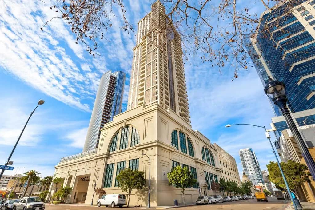 700 W E Street 2905, San Diego, CA — listing photo 1