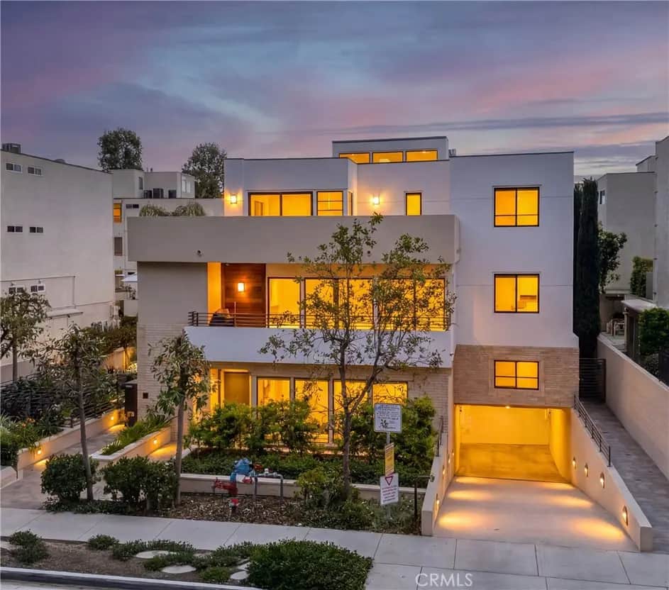 2428 E Del Mar Boulevard 206, Pasadena, CA — listing photo 1