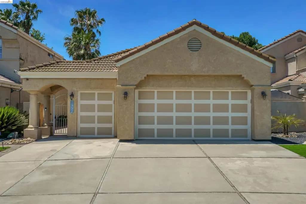 1952 Cherry Hills Dr, Discovery Bay, CA — listing photo 1