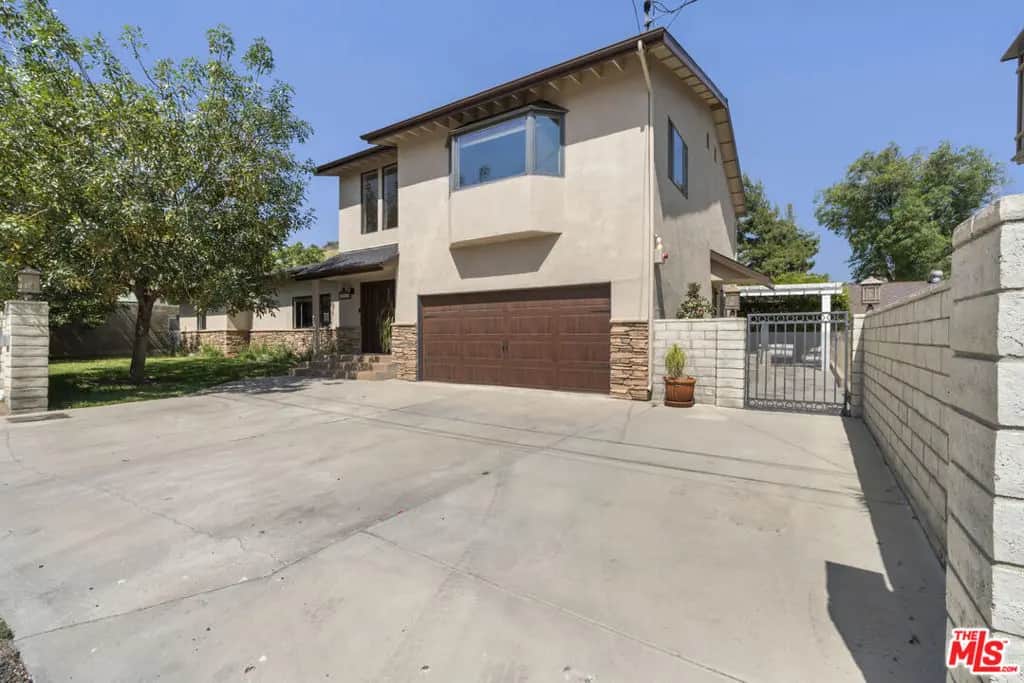 9144 Del Arroyo Drive, Sun Valley, CA — listing photo 1