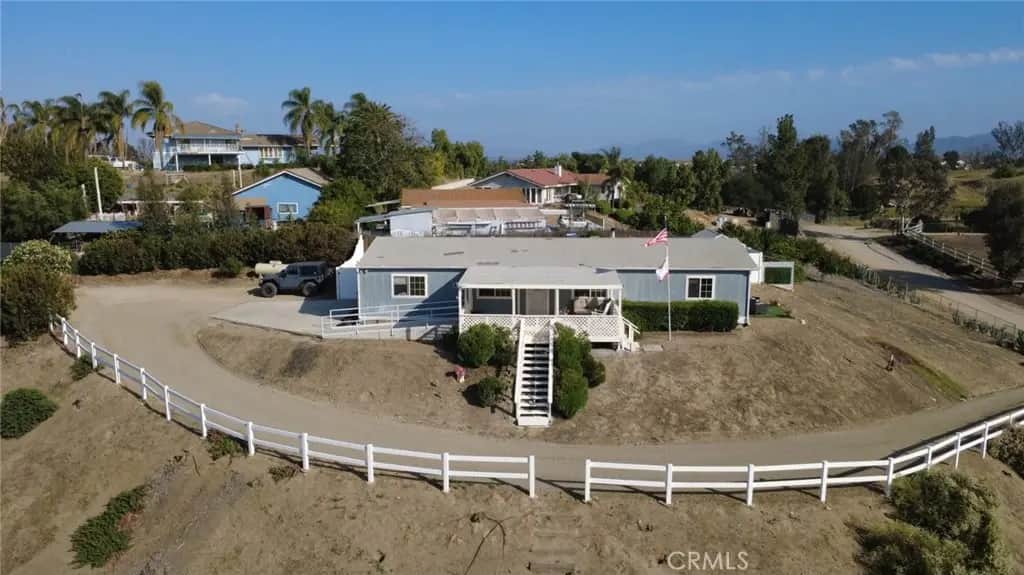 25210 Catalina, Murrieta, CA — listing photo 1